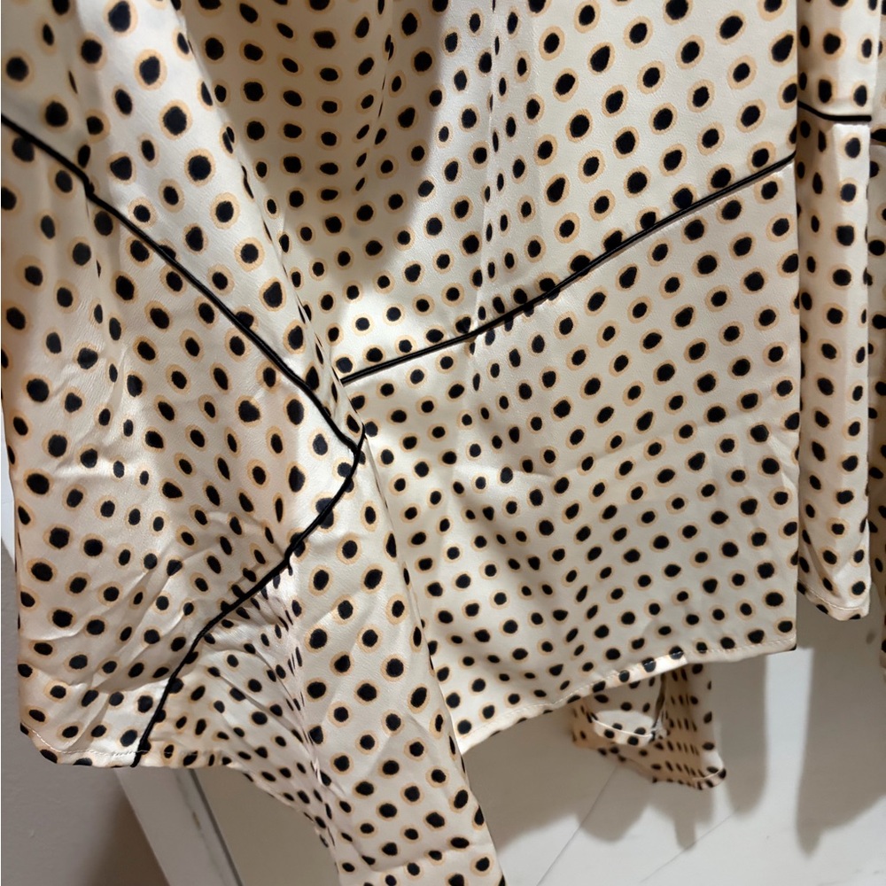 Donna Karan Cream and Black Asymmetrical Dress - Picture 4 of 5